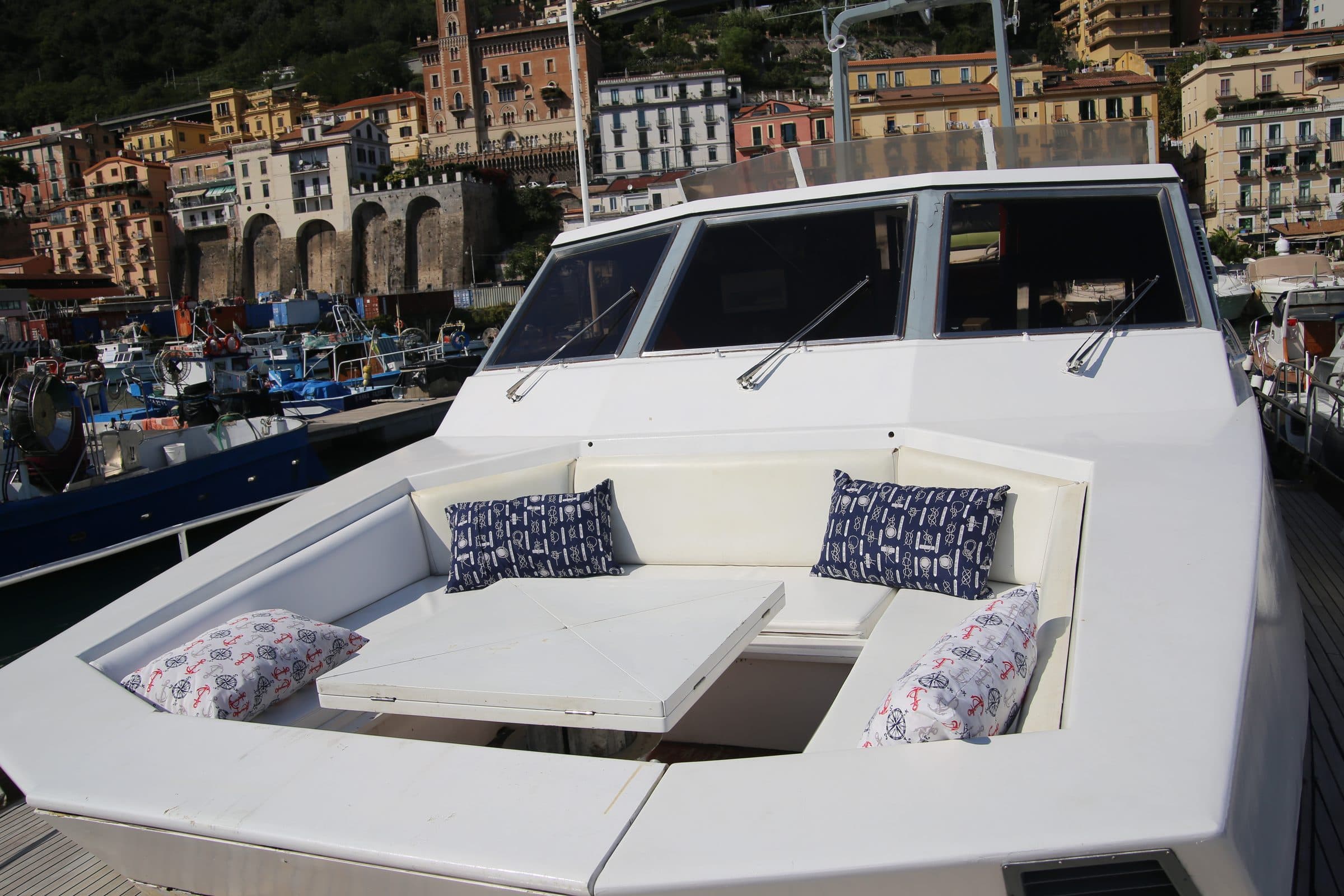 The foredeck lounge with cushions
